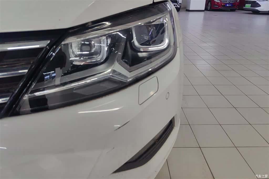 Volkswagen Lamando, 2017 все фото