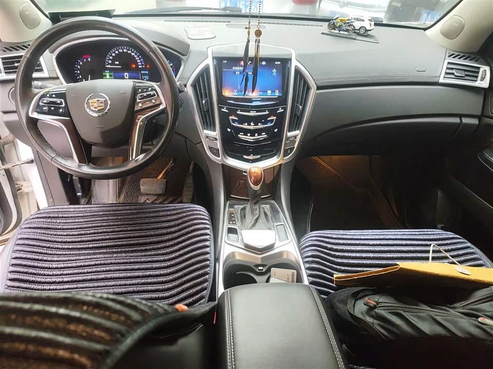 Cadillac SRX