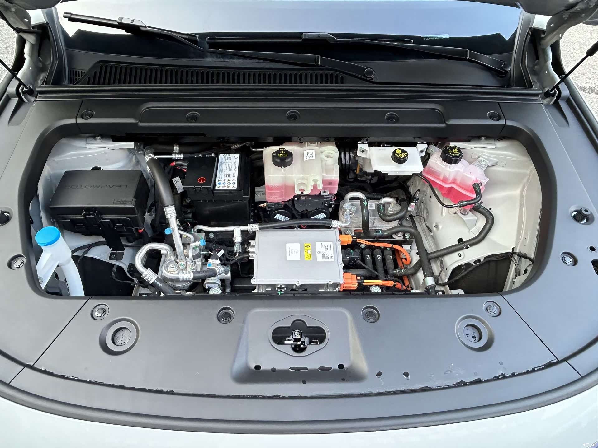 Leapmotor C10, 2025 4