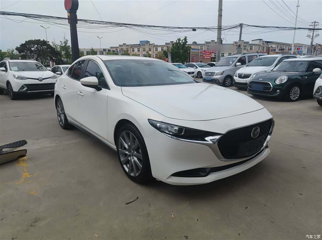 Mazda Mazda3, 2023 22
