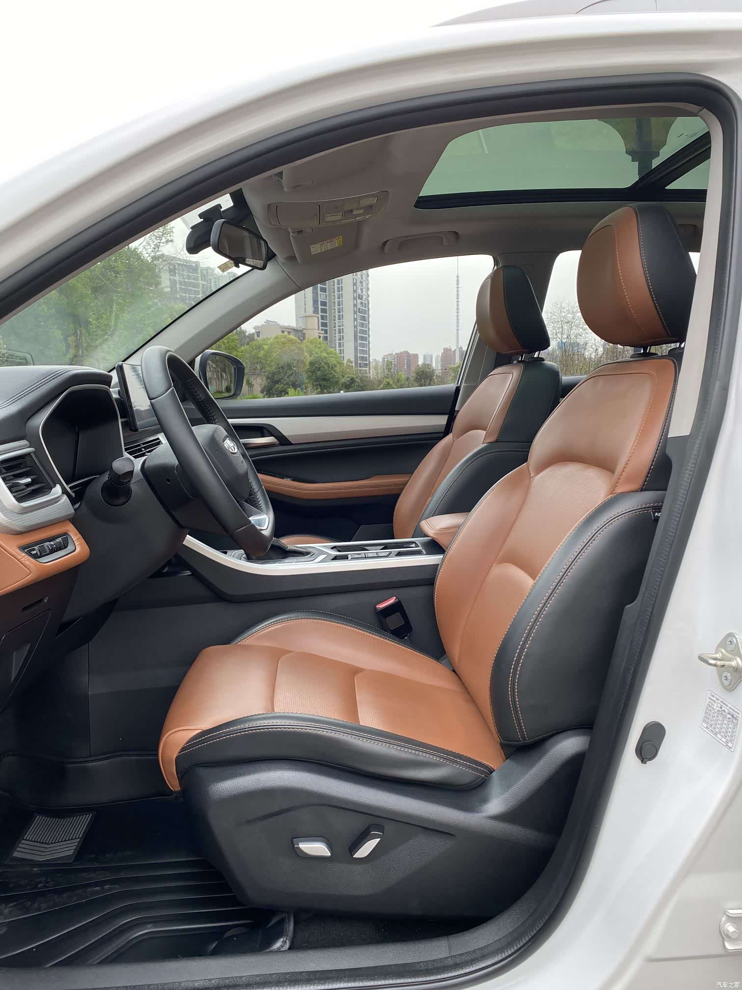 Geely X6, 2021 10