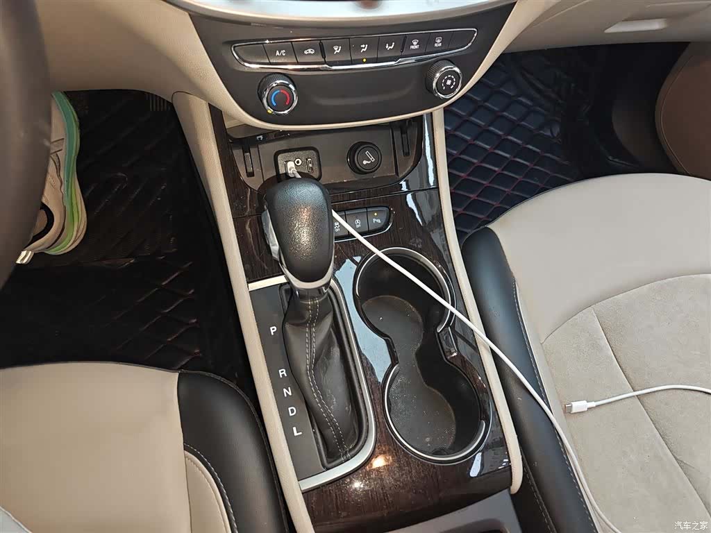Buick Verano, 2018 7