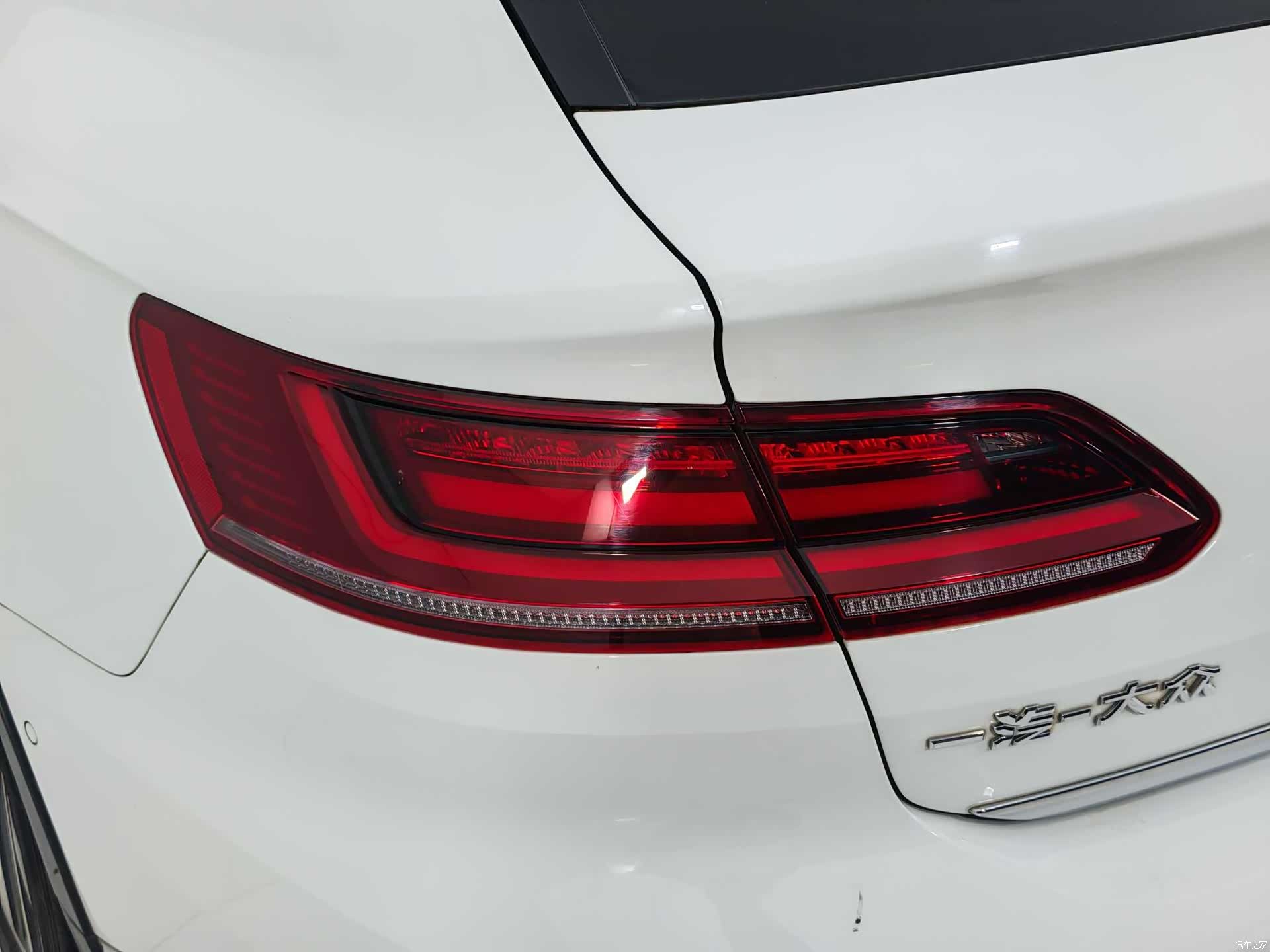 Volkswagen CC, 2022 22