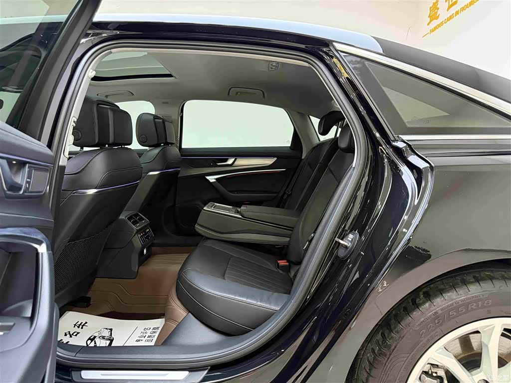 Audi A6L, 2022 6