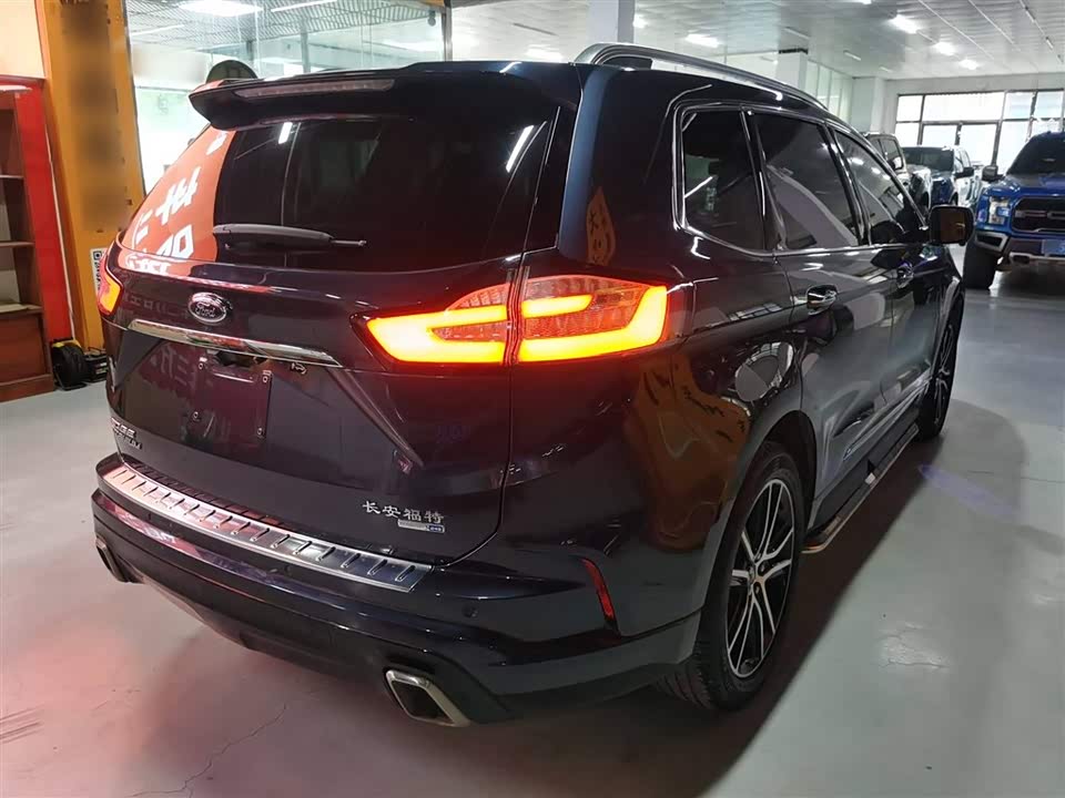 Ford Sharp World