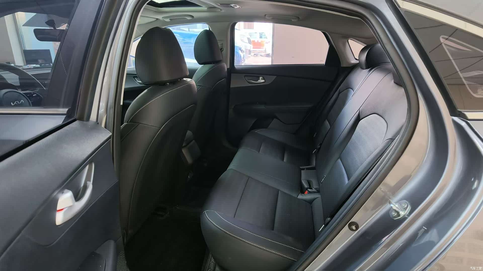 Kia K3, 2025 12