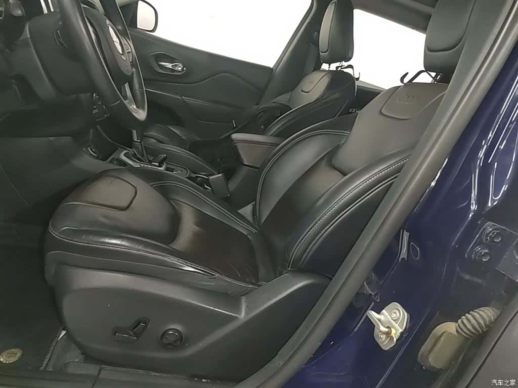 Jeep Cherokee, 2017 11