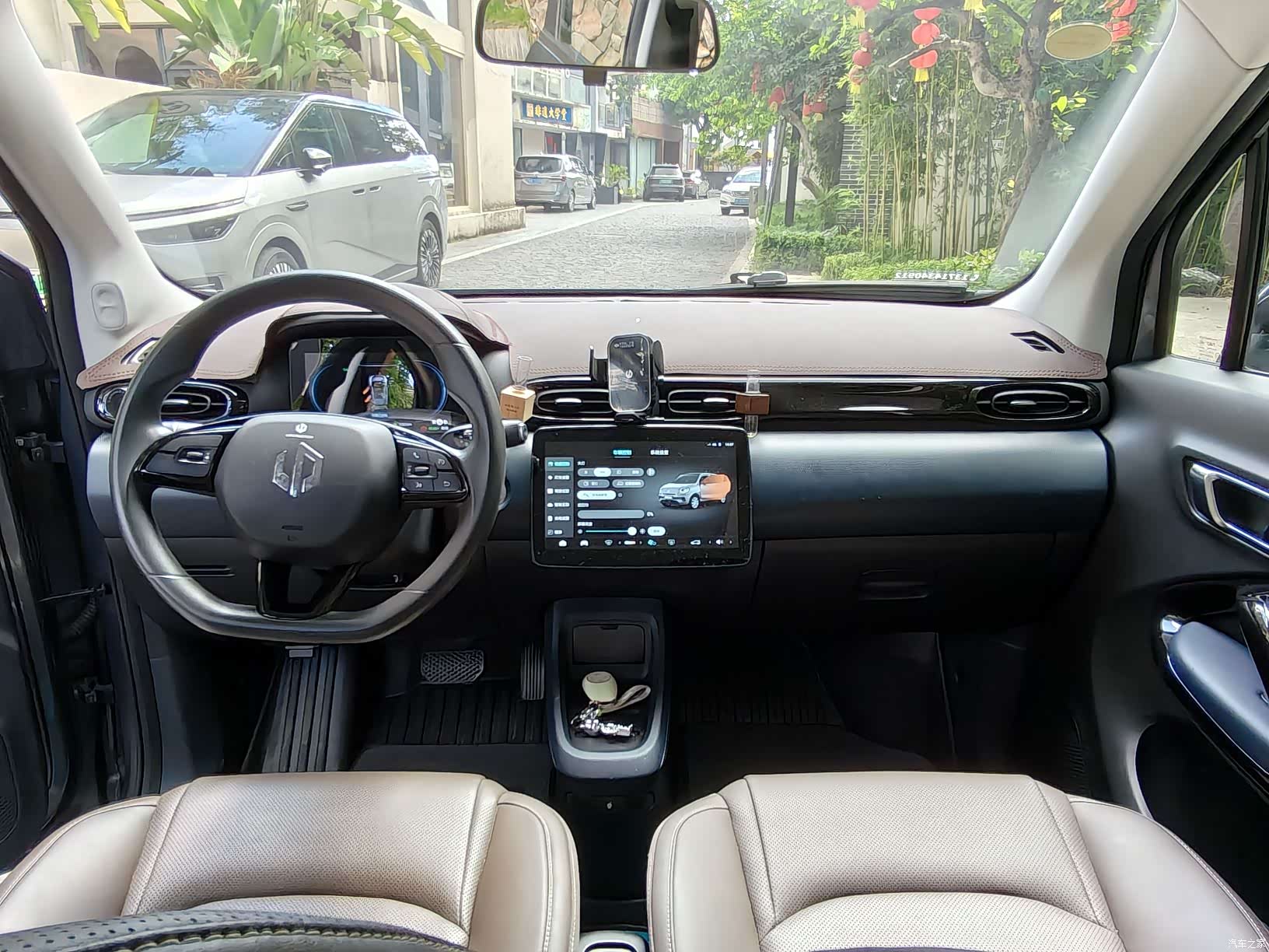Leapmotor T03, 2022 12