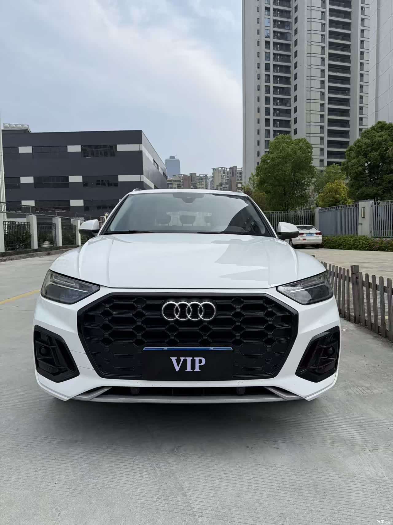 Audi Q5L, 2022 2