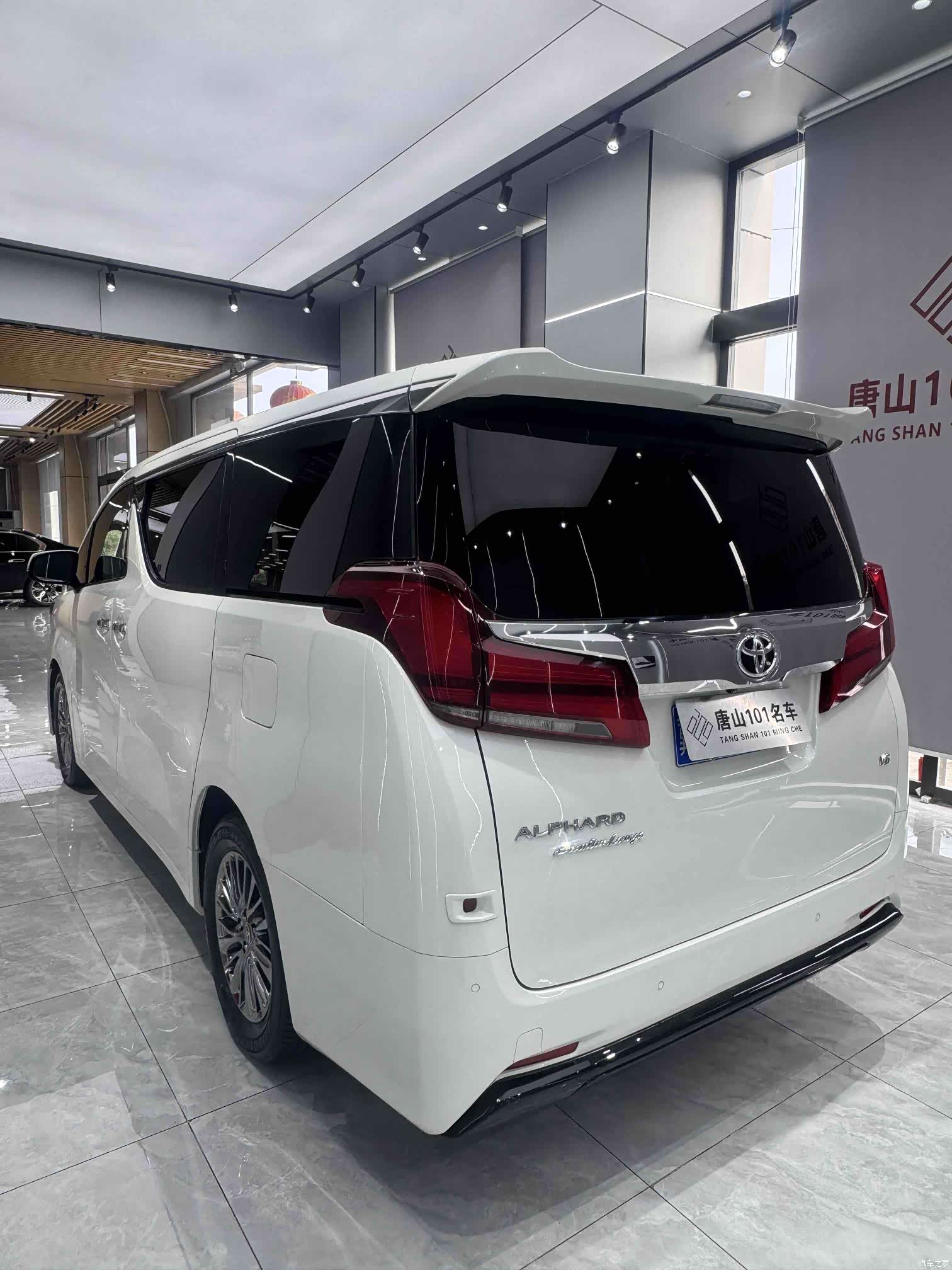 Toyota Alphard, 2019 4