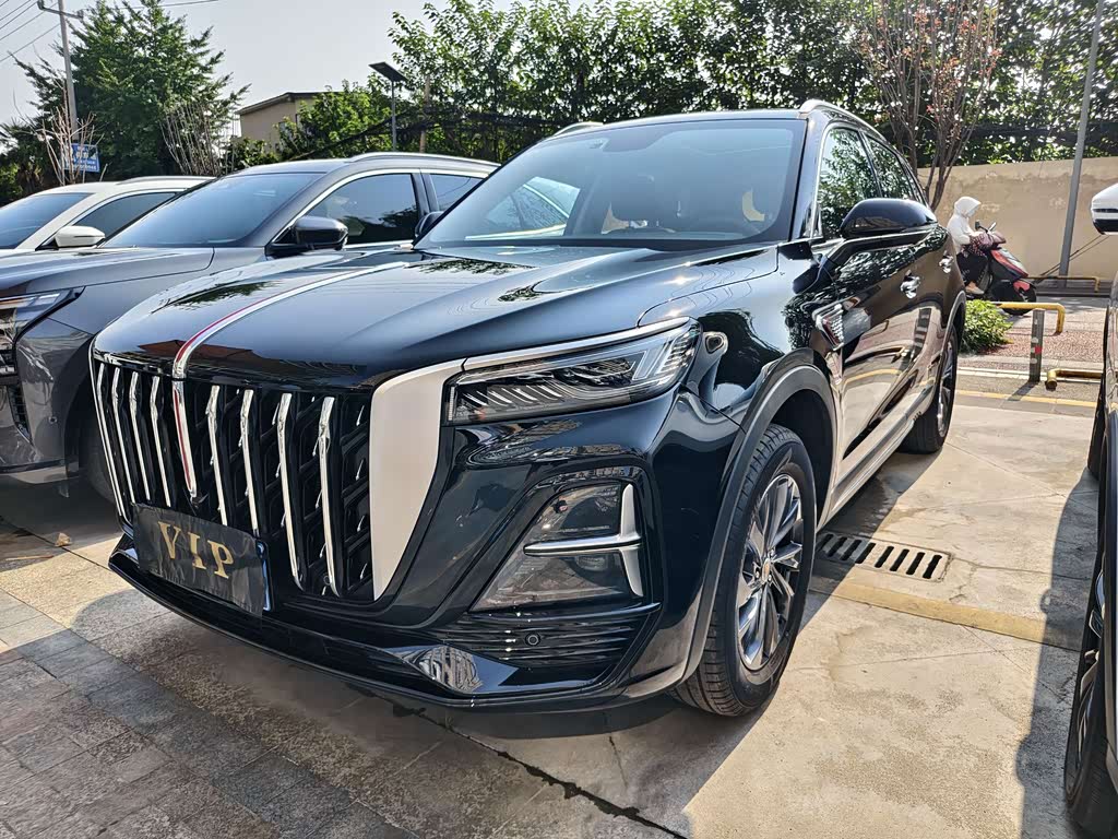 Hongqi HS5