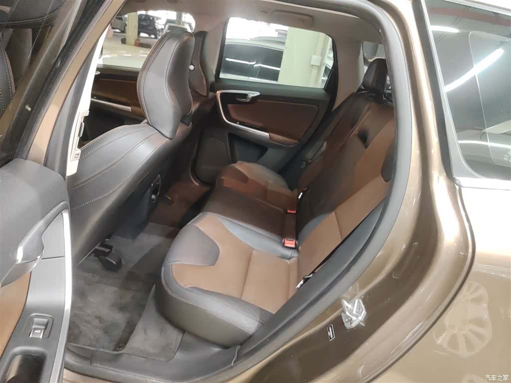 Volvo XC60, 2016 13