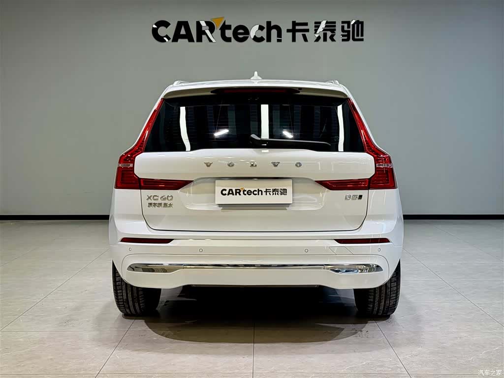 Volvo XC60, 2022 все фото