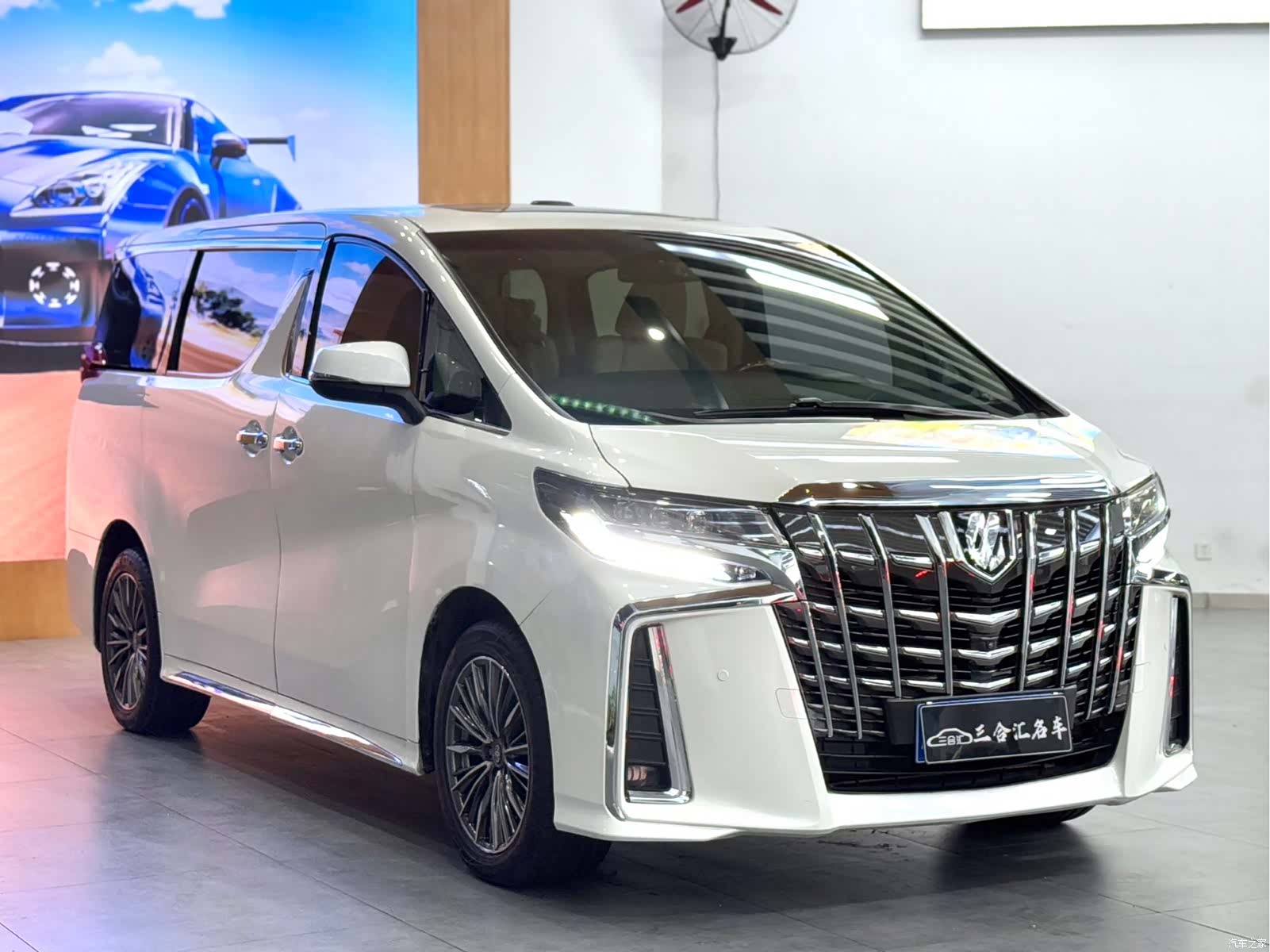 Toyota Alphard, 2018 3