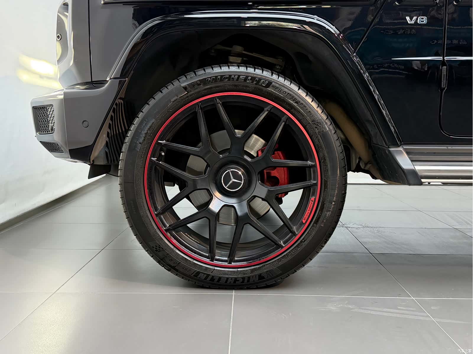 Mercedes-Benz G-Class, 2024 14