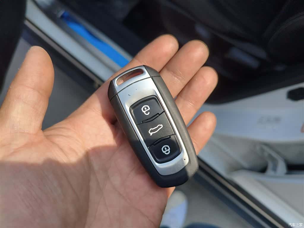 Geely X3, 2020 9