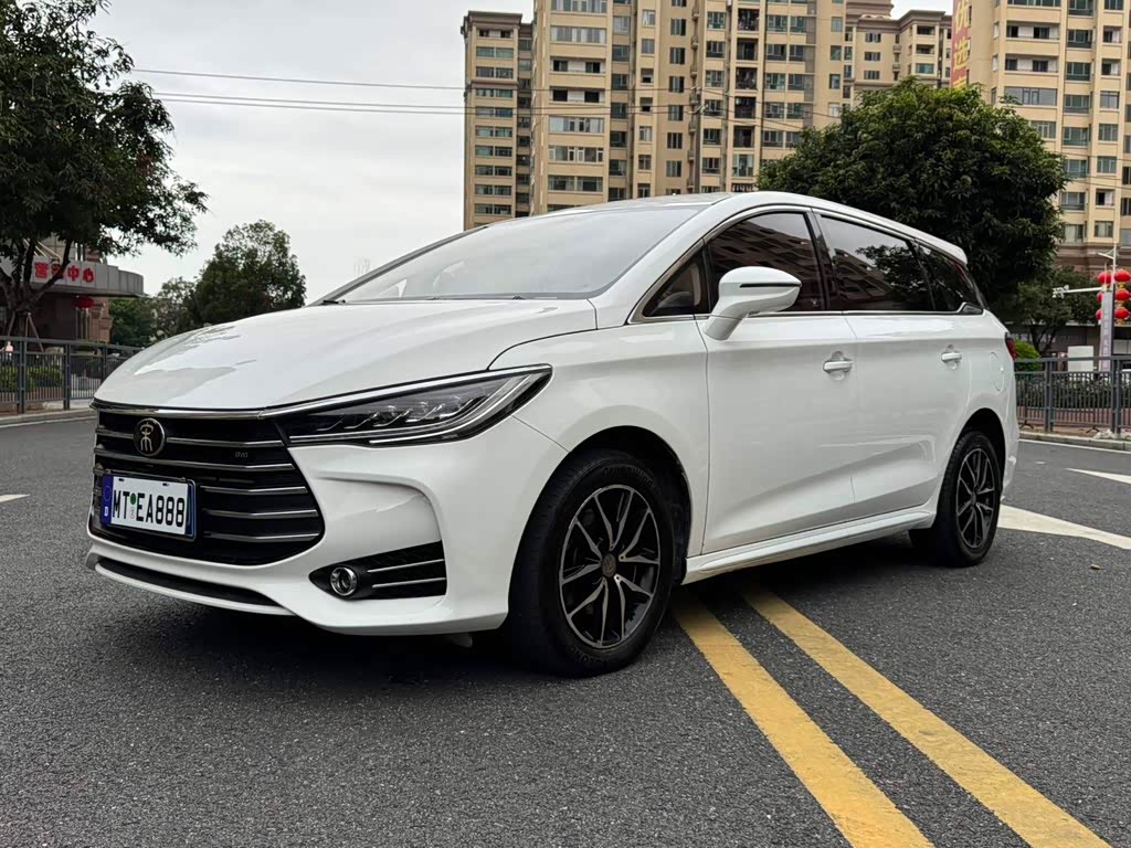 BYD Song Max