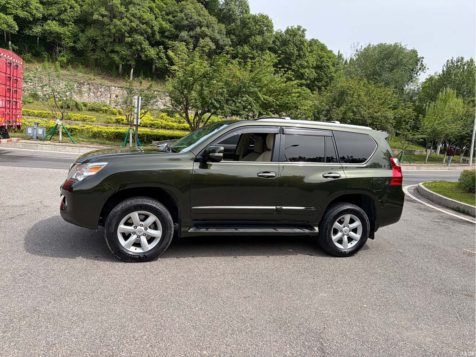 Lexus GX, 2011 10