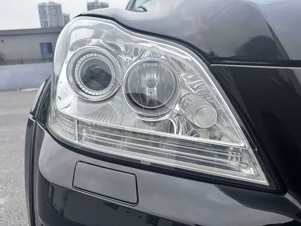 Mercedes-Benz GL grade