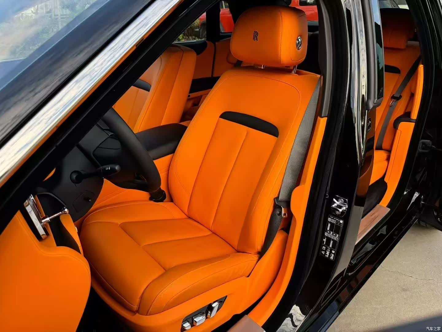 Rolls-Royce Ghost, 2022 все фото
