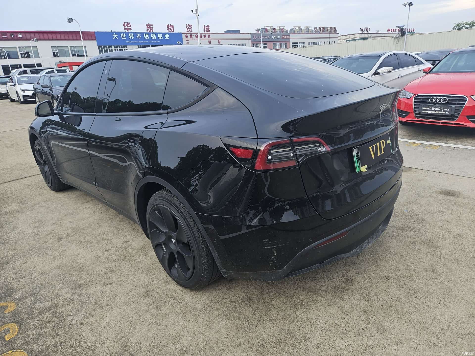Tesla Model Y, 2023 11