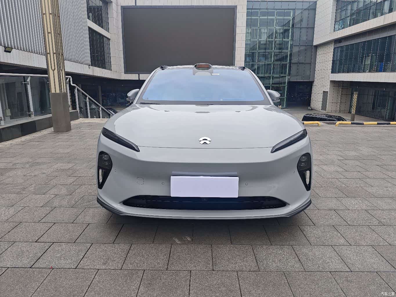 NIO ET5, 2024 все фото
