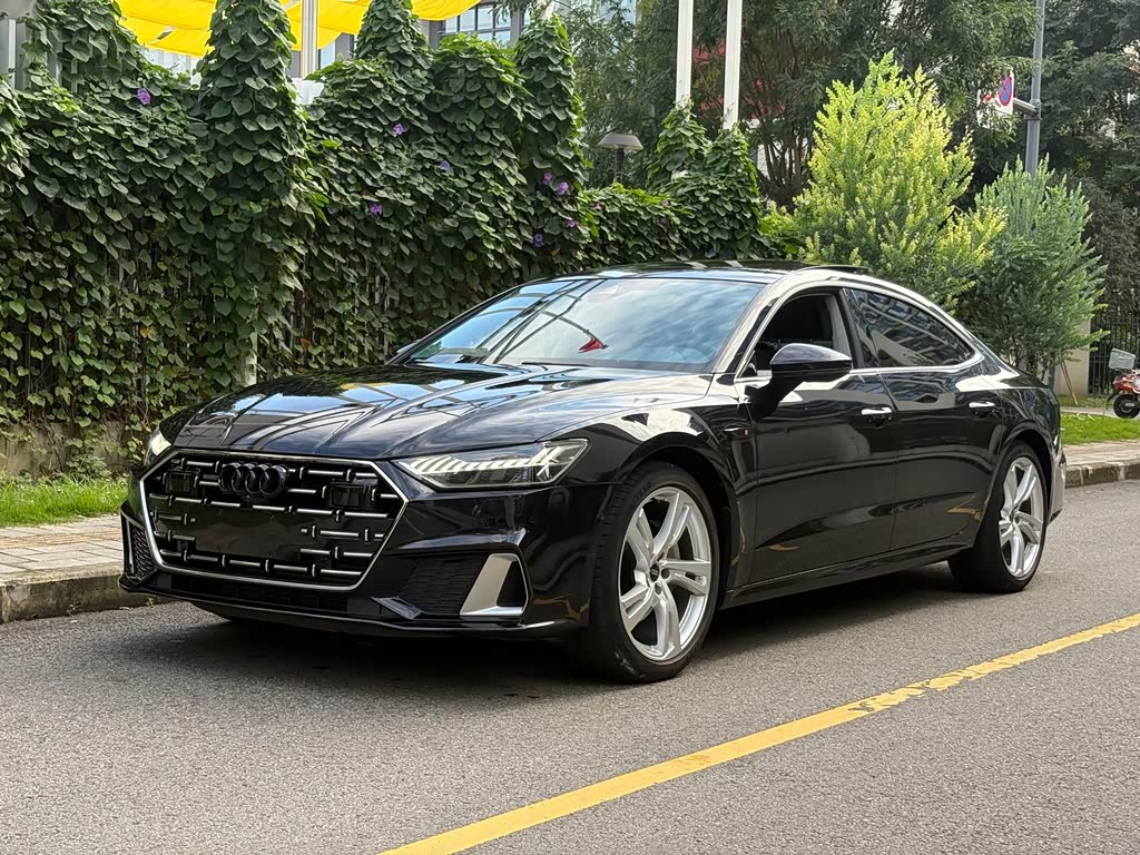 Audi A7L