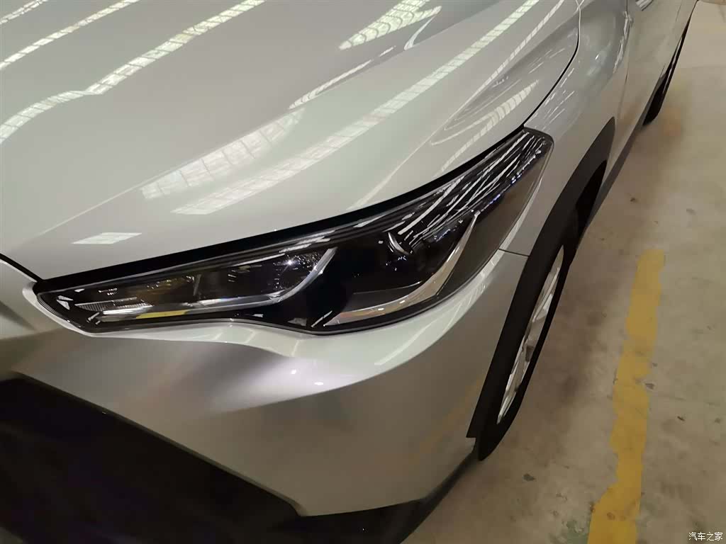 Toyota Frontlander, 2023 17