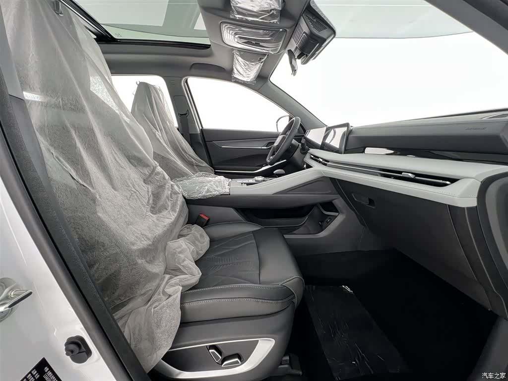 Changan CS75, 2025 14