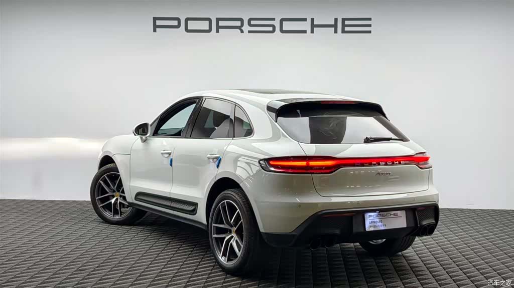Porsche Macan, 2024 6