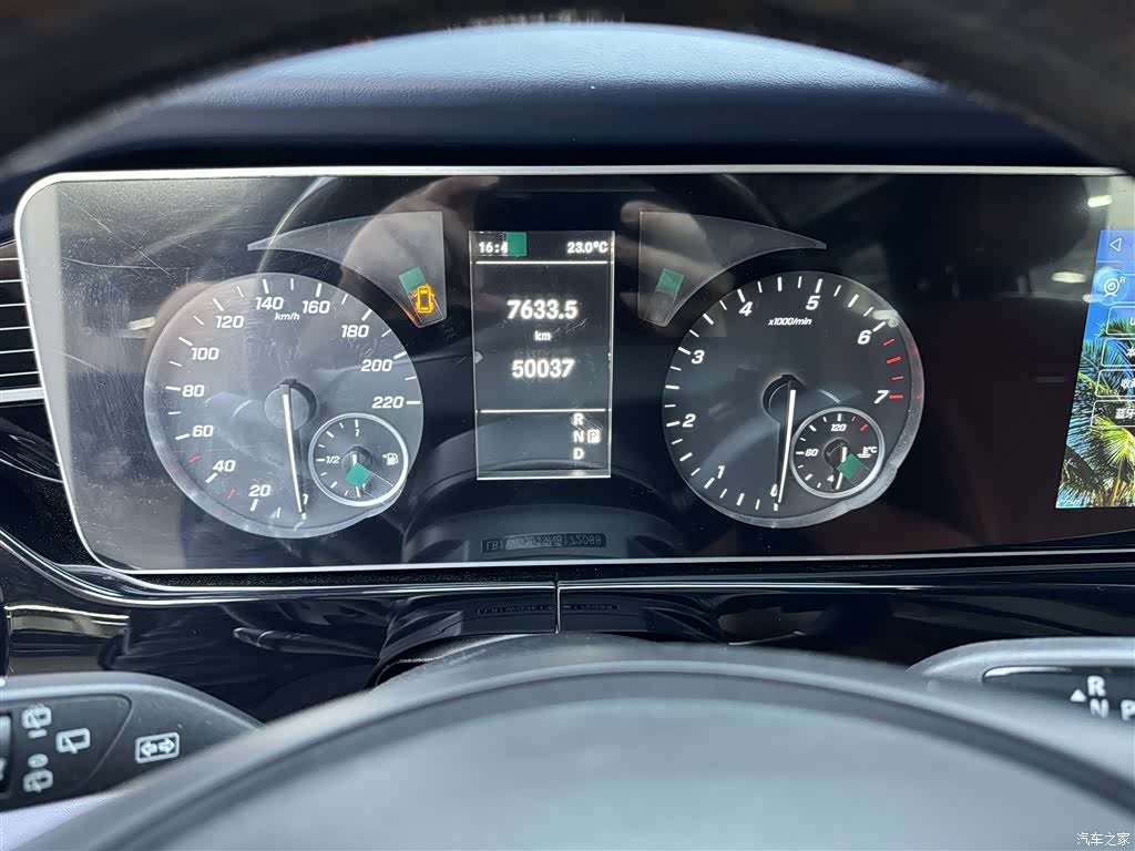 Mercedes-Benz 7, 2023 16