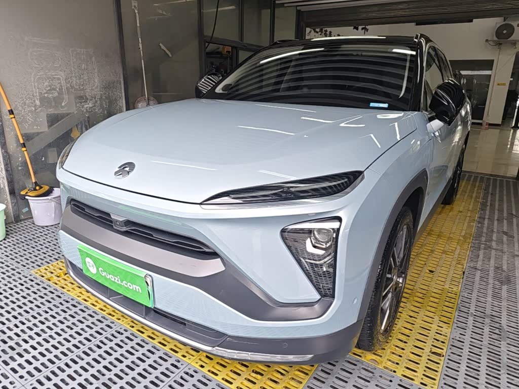 NIO ES6