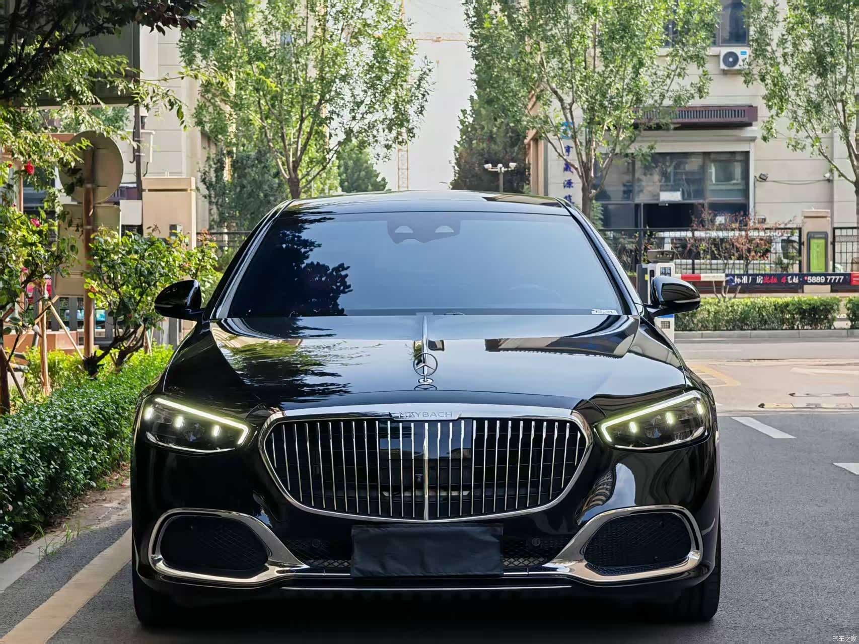 Maybach S-Class, 2023 1