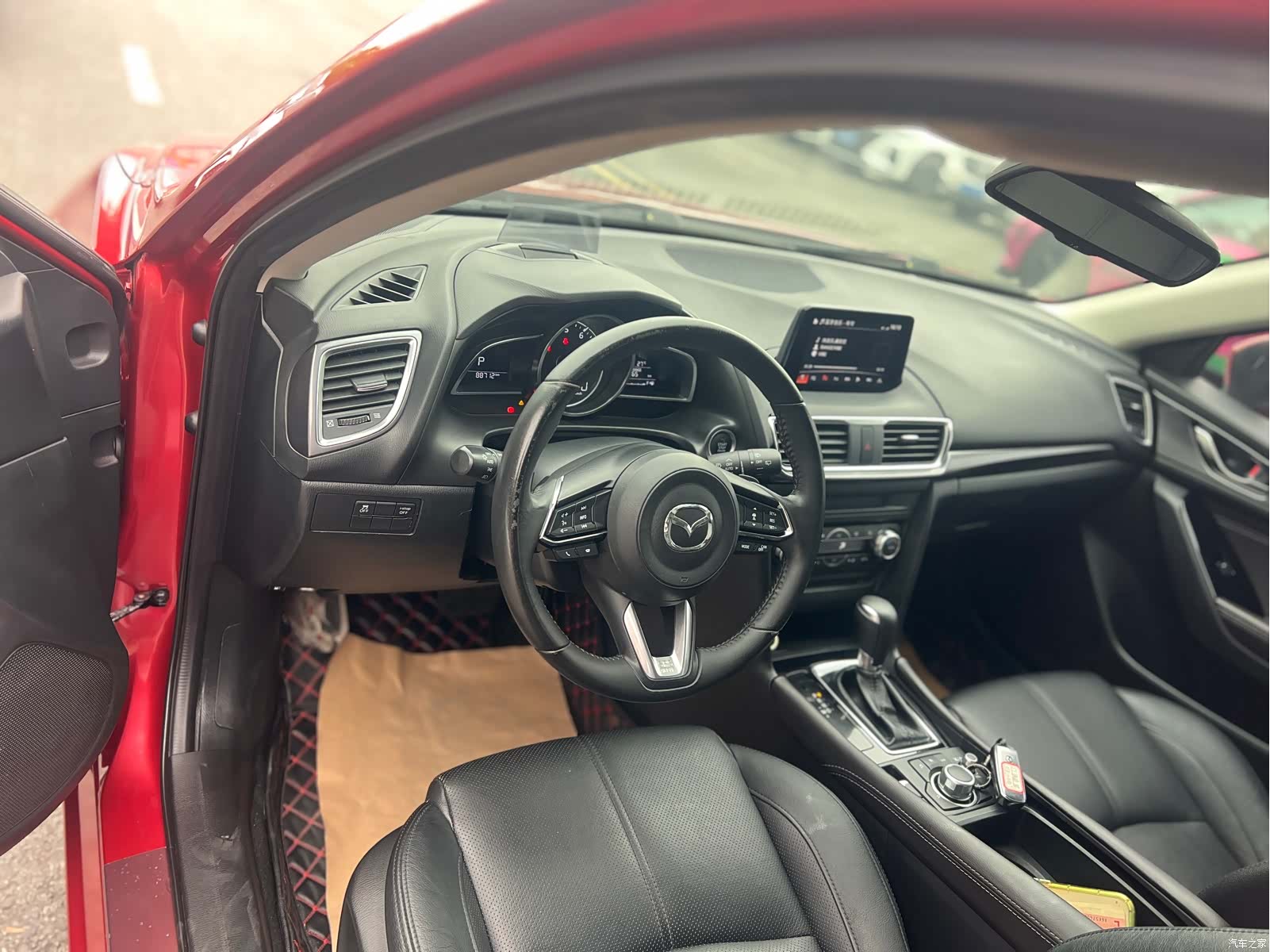 Mazda Mazda3, 2017 4