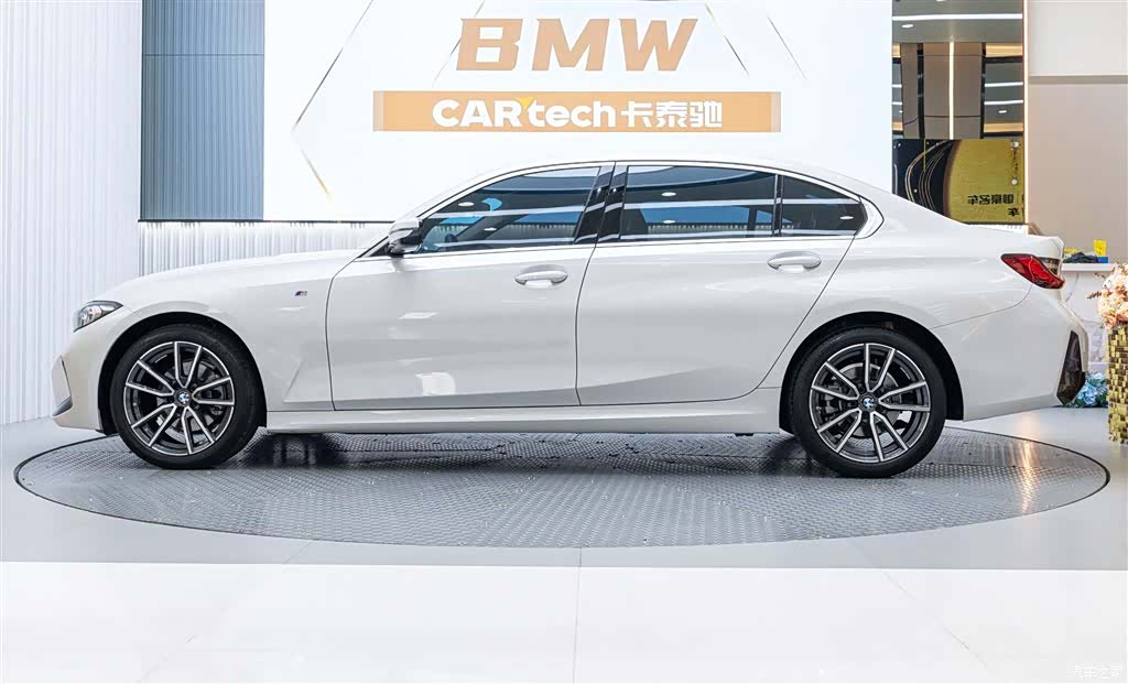 BMW 3 Series, 2024 все фото