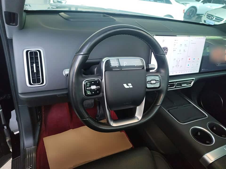 Li Auto Ideal L6