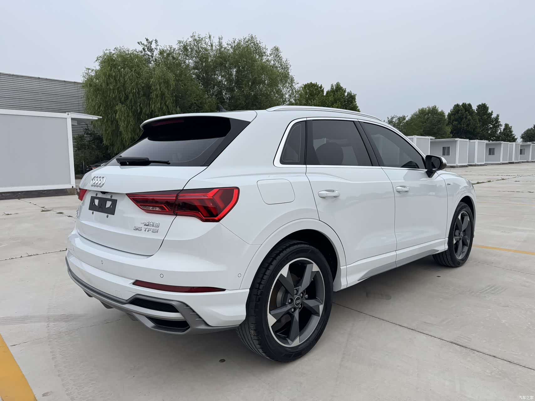 Audi Q3, 2022 6