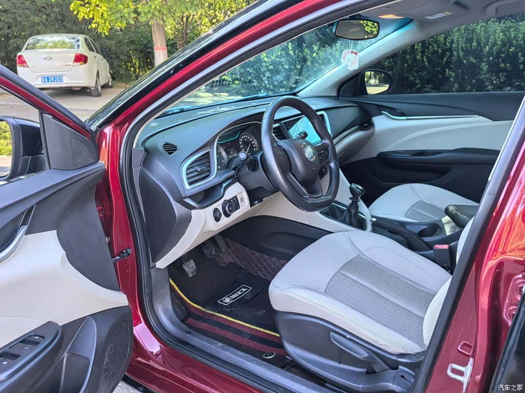 Buick V, 2018 13