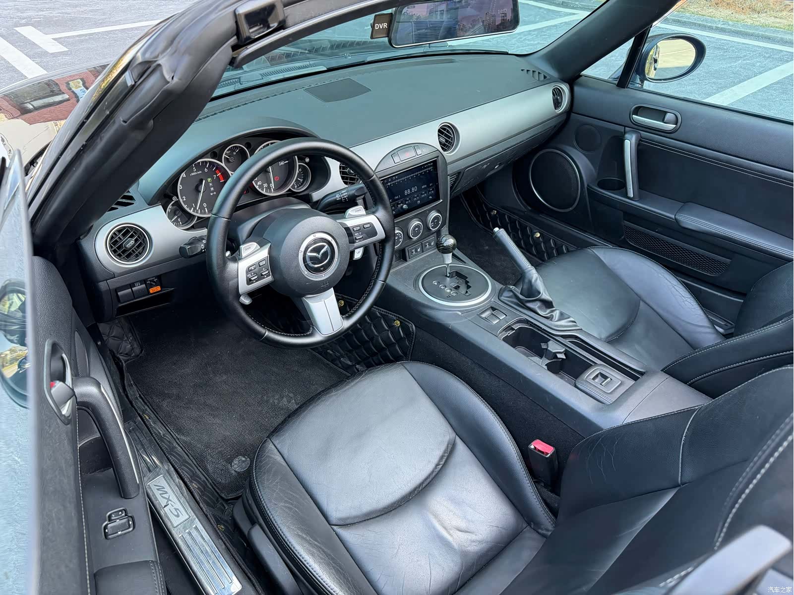 Mazda MX-5, 2010 4