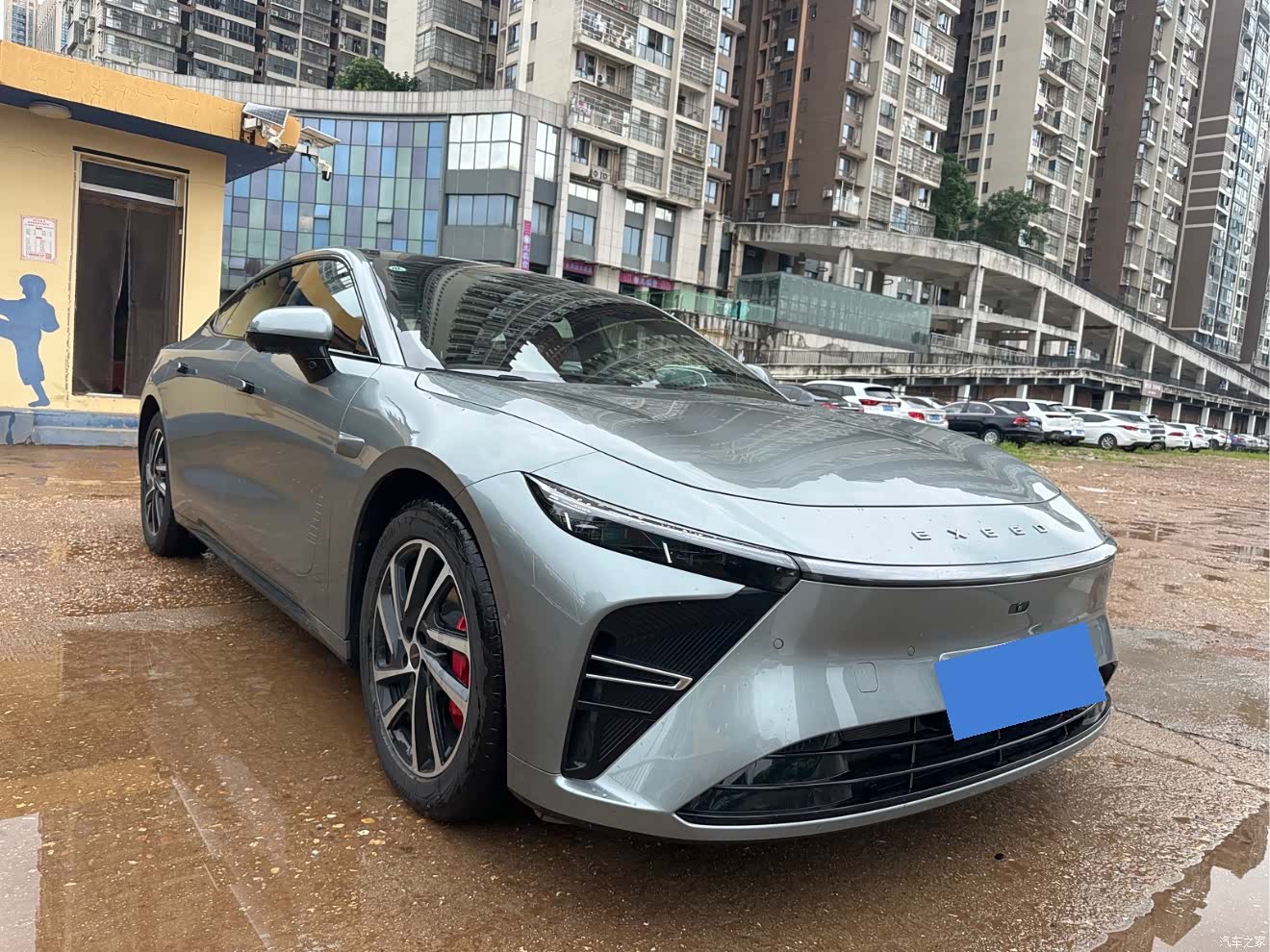 Exeed ES, 2025 3