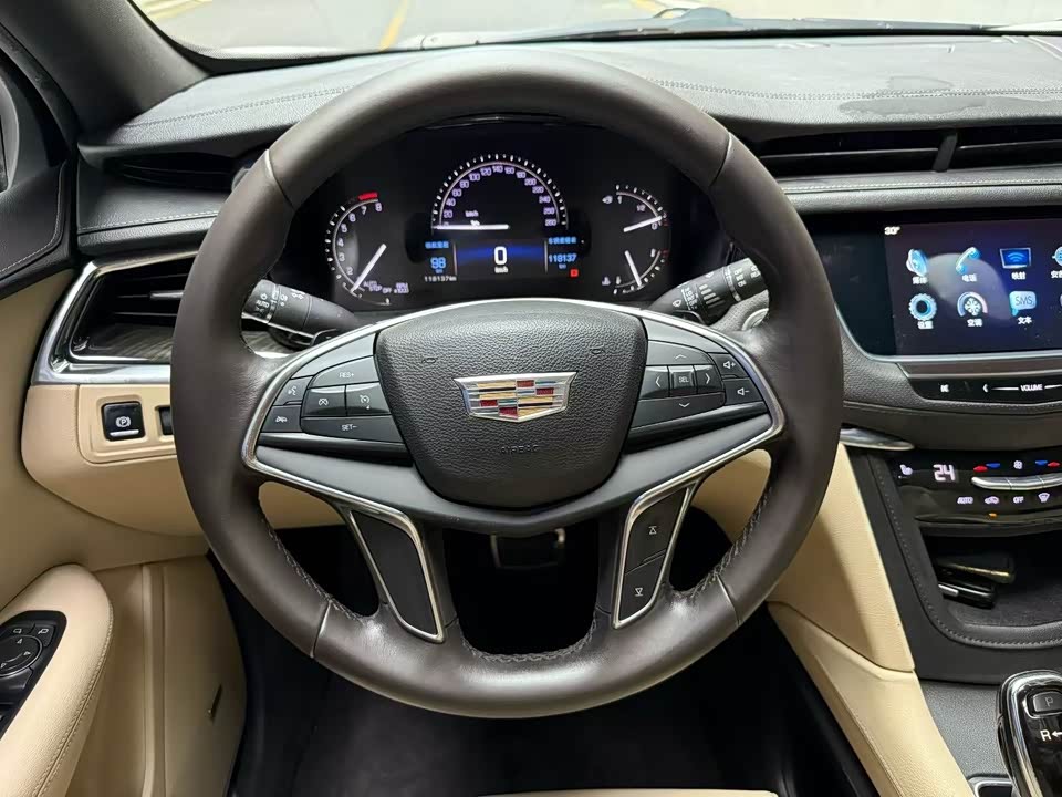 Cadillac XT5