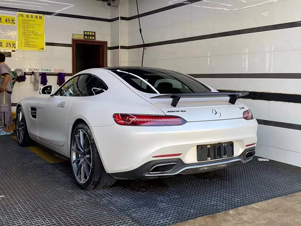 Mercedes-Benz AMG GT