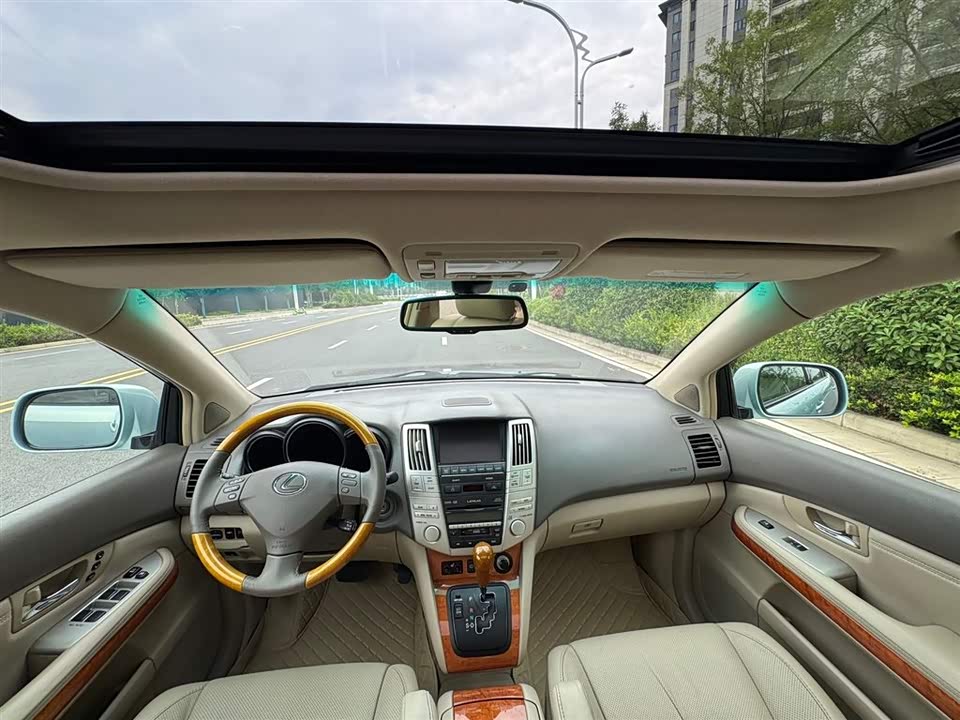 Lexus RX Classic
