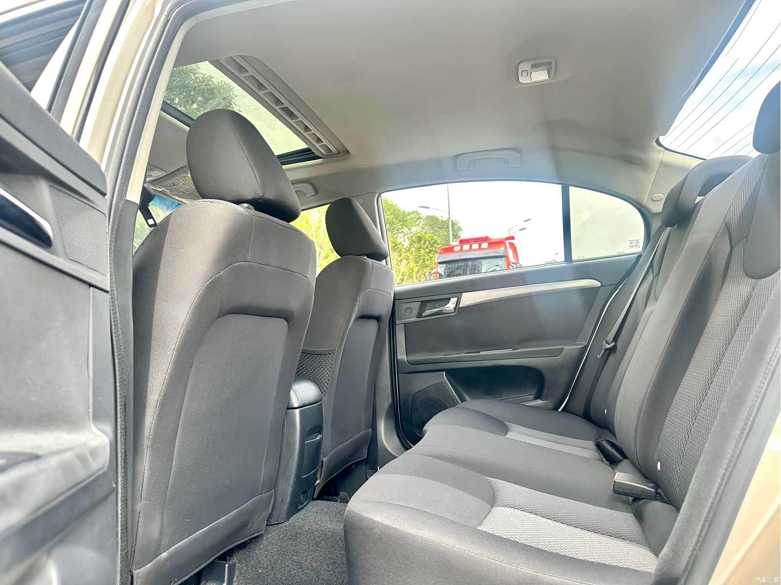 Roewe 350, 2016 32