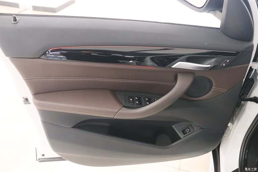 BMW X1, 2018 13