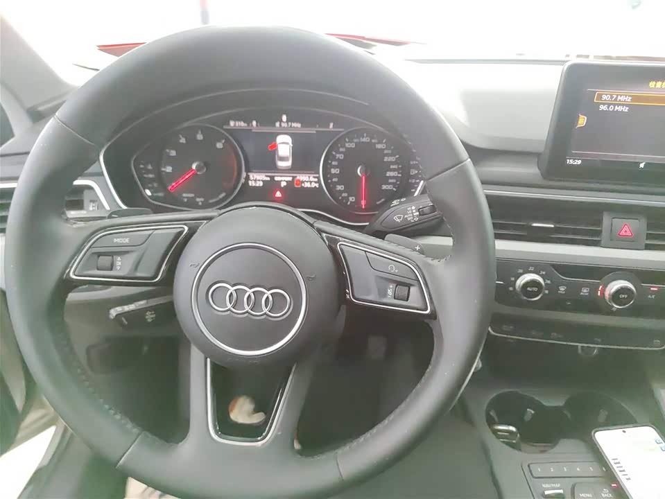 Audi A4L