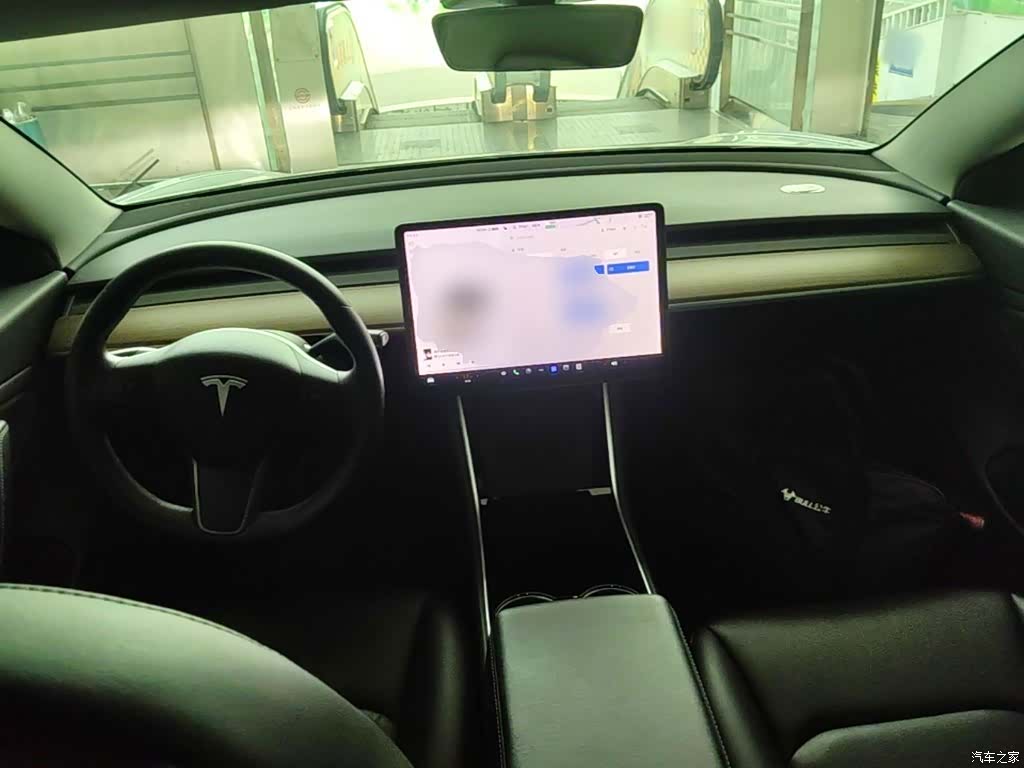 Tesla Model 3, 2019 10