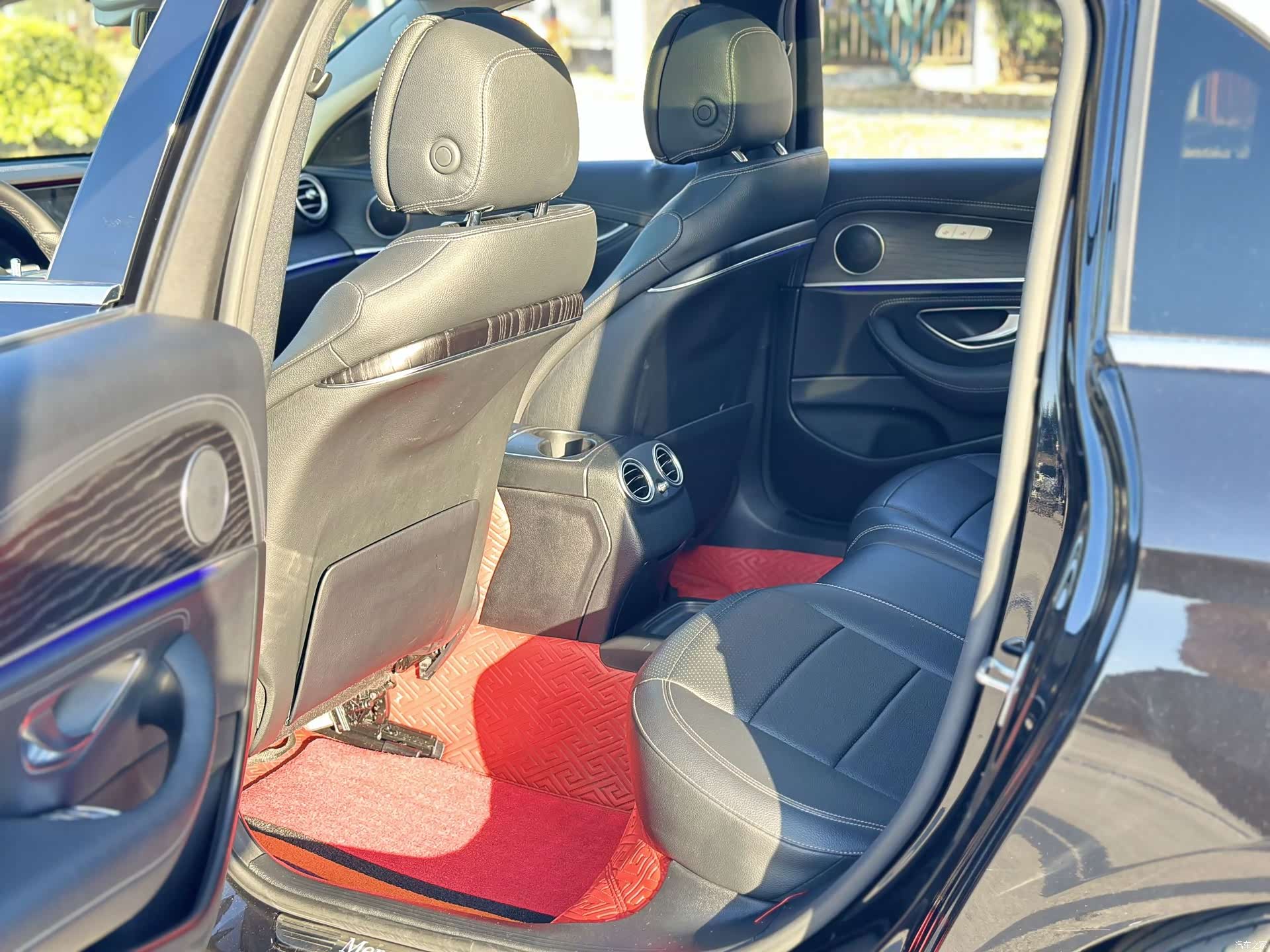 Mercedes-Benz E-Class, 2020 11