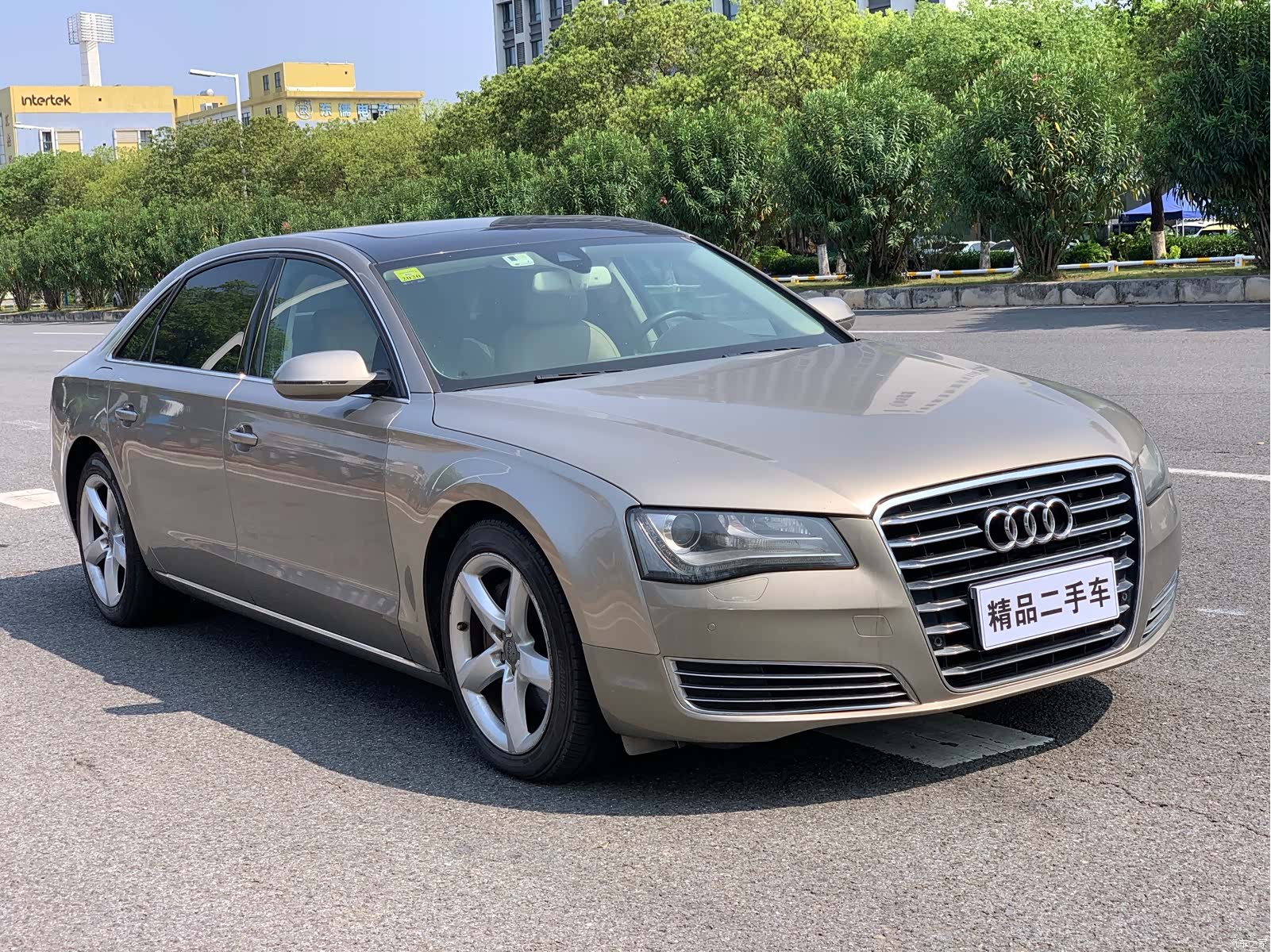 Audi A8L, 2013 3