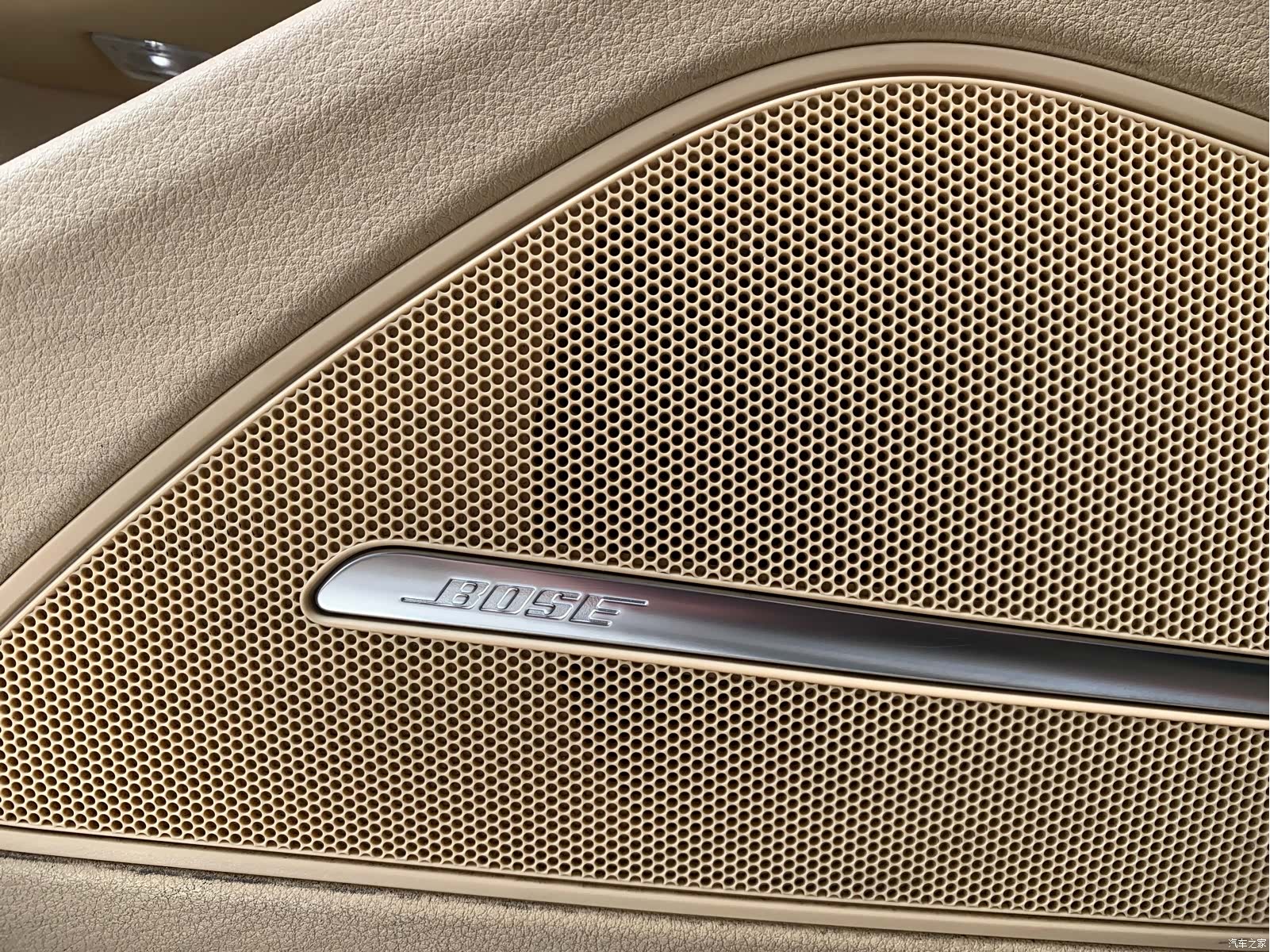 Audi A8L, 2013 23